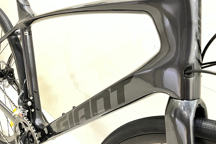 2022 GIANT Fastroad Advance 2 Hybrid Road Bike