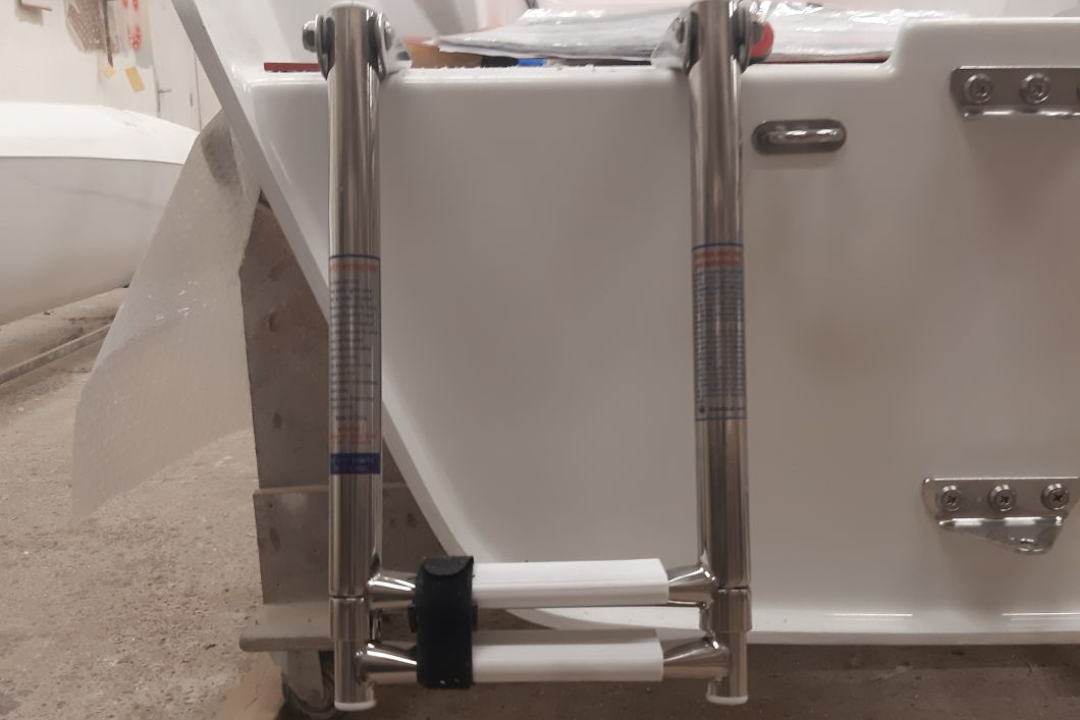 Astus Sailing Trimaran Boat 20.5