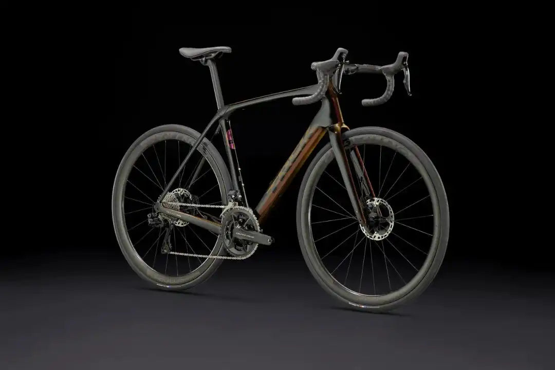 TREK 2023 DOMANE SLR 9 GEN 4 disc brake road bike-METALLIC RED SMOKE TO BLUE SMOKE FADE 28GOODS