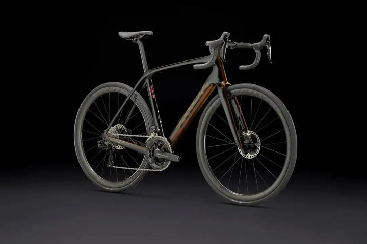 TREK 2023 DOMANE SLR 9 GEN 4 disc brake road bike-METALLIC RED SMOKE TO BLUE SMOKE FADE 28GOODS