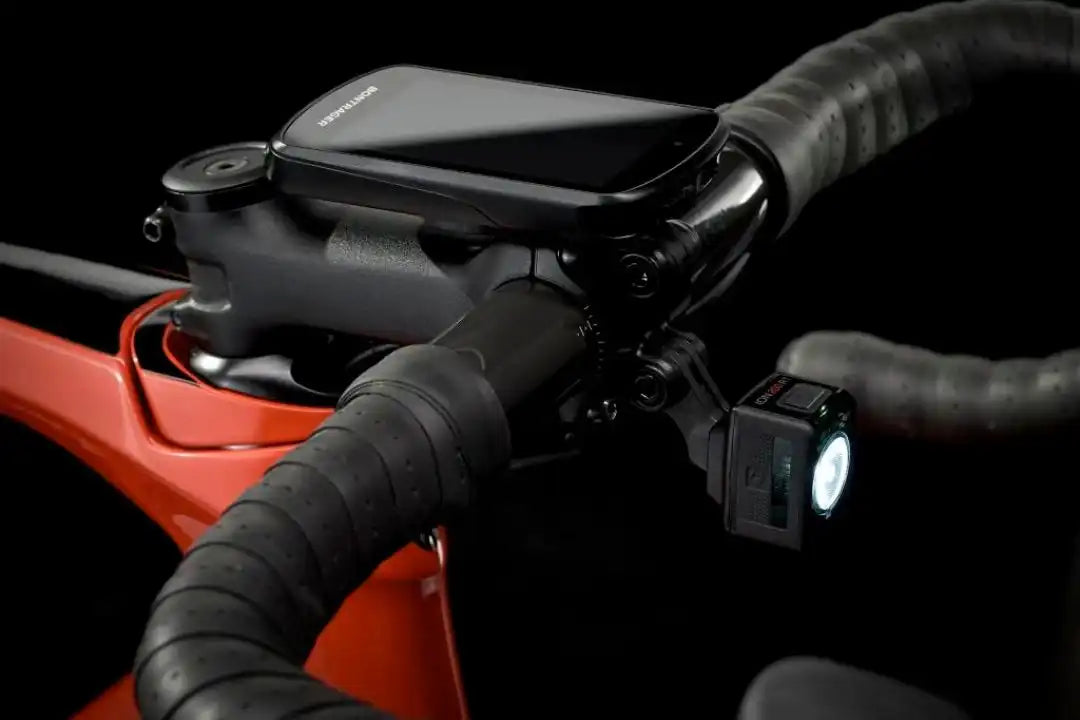 TREK 2023 EMONDA SL 6 ROAD BIKE-SILVER RED 28GOODS