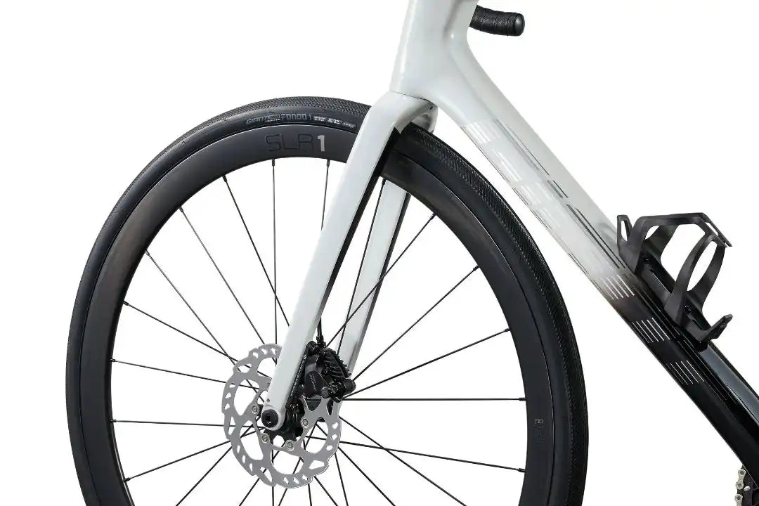 Giant 2024 Defy Advanced PRO 1 Road Bike 28GOODS