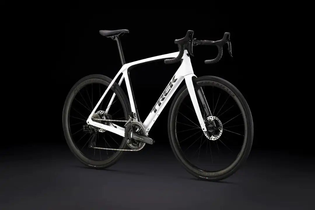 TREK 2023 DOMANE SLR 9 GEN 4 disc brake road bike-METALLIC RED SMOKE TO BLUE SMOKE FADE 28GOODS