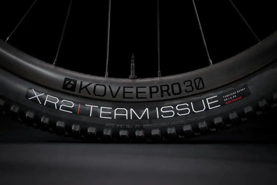 TREK SUPERCALIBER 9.8 XT GEN 1 29" MOUNTAIN BIKE - CN/BK 28GOODS