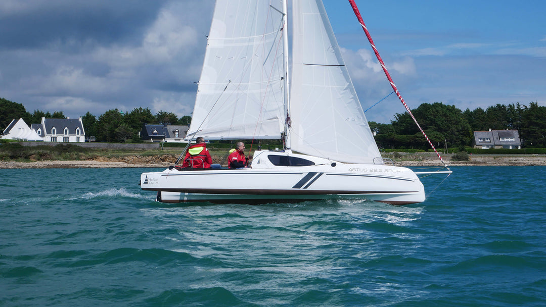 ASTUS Sailing Trimaran Boat 22.5 28GOODS