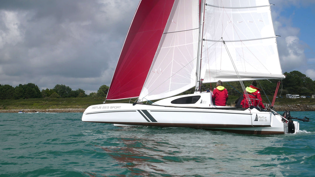 ASTUS Sailing Trimaran Boat 22.5 28GOODS