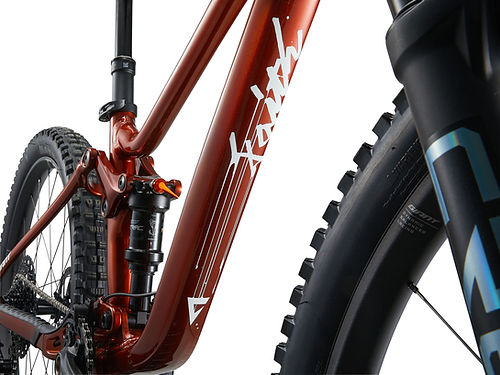 2025 GIANT FAITH 26 MOUNTAIN BIKE 28GOODS
