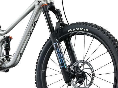 2025 GIANT FAITH 24 MOUNTAIN BIKE 28GOODS