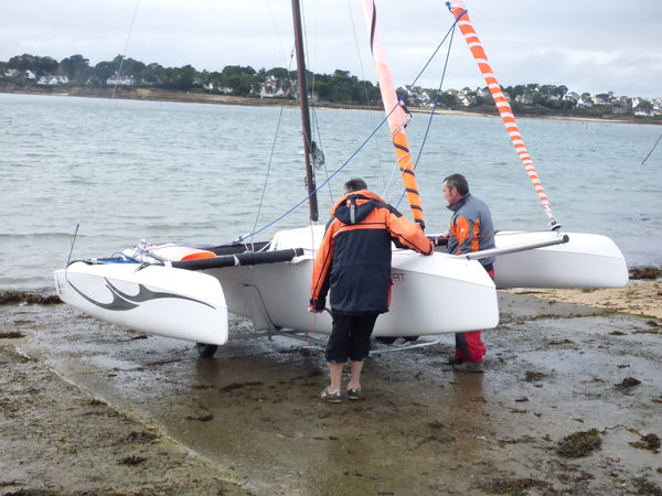 ASTUS Sailing Trimaran Boat 16.5 28GOODS