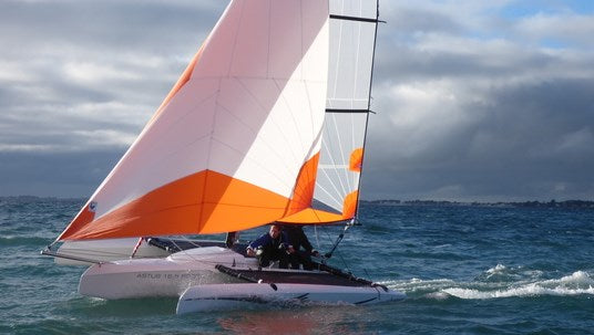 ASTUS Sailing Trimaran Boat 16.5 28GOODS