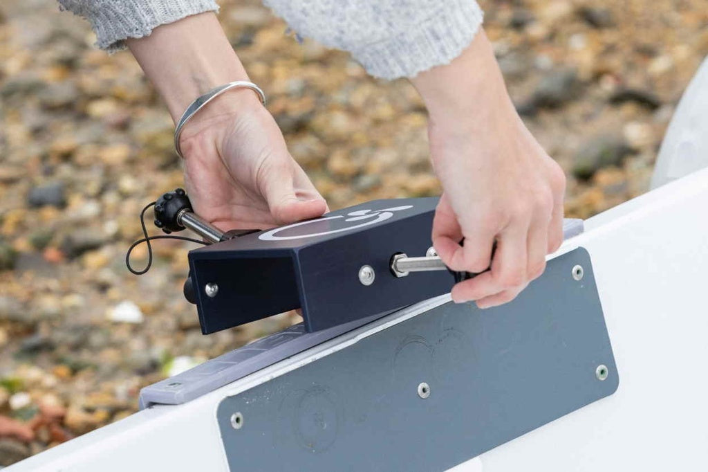 Removable rowlock fitting for TEMO·450 28GOODS