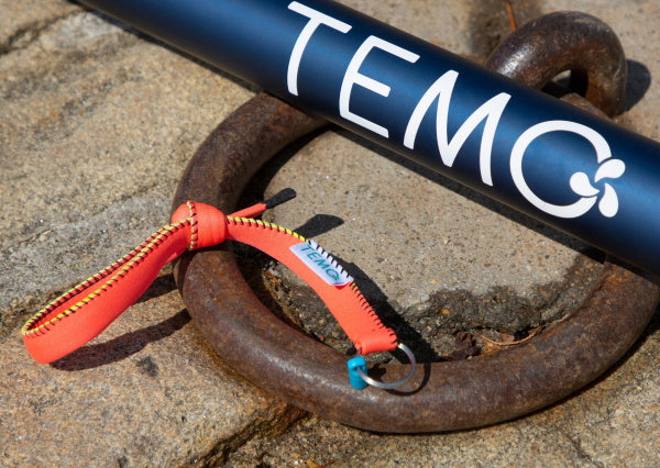 Spare magnetic key for TEMO·450 with its hand strap 28GOODS