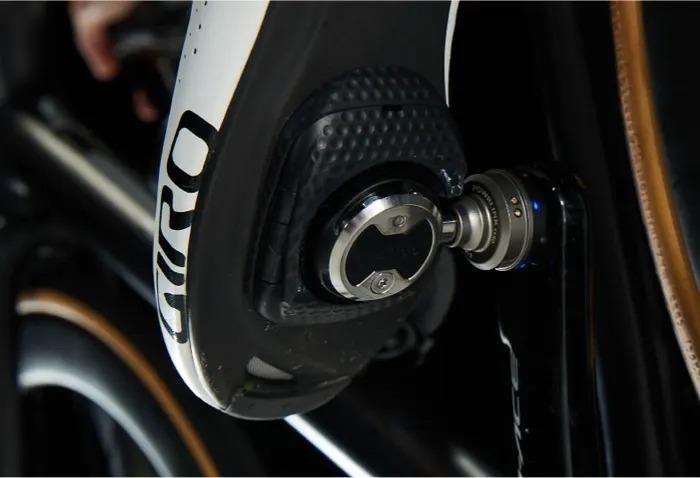 Wahoo KICKR ROLLR Smart Bike Roller 28GOODS